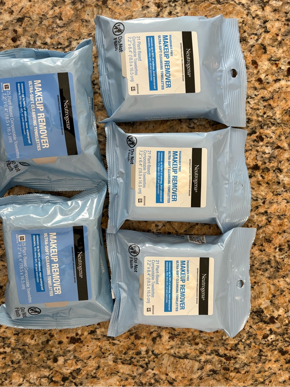 Neutrogena Makeup Remover Wipes Pack - Light Blue